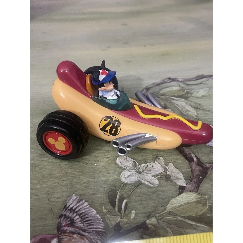 Disney Mickey Mouse Hot Dog Roadster 4.5